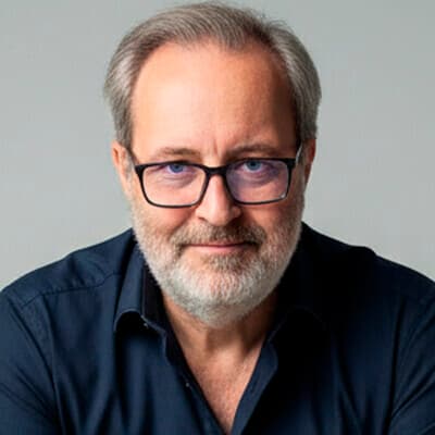 José A. Lorente