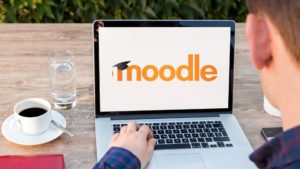 ¿Cómo es un entorno virtual Moodle?